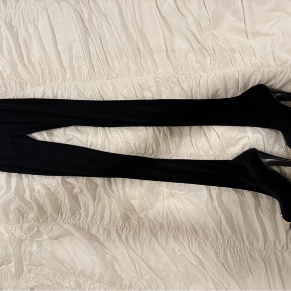 Saint Laurent Black Velvet Skirt with Branded Waistlabel - Picture 7 of 10